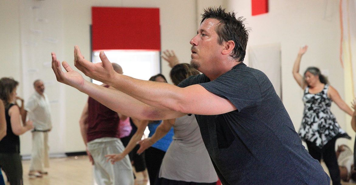 Jonathan Horan teaching a 5Rhythms class